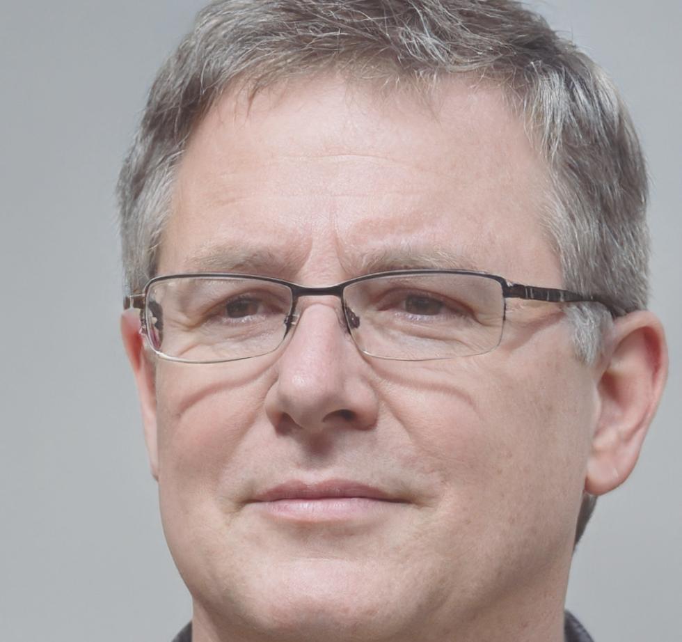 Retrato profesional de Ignacio Velázquez